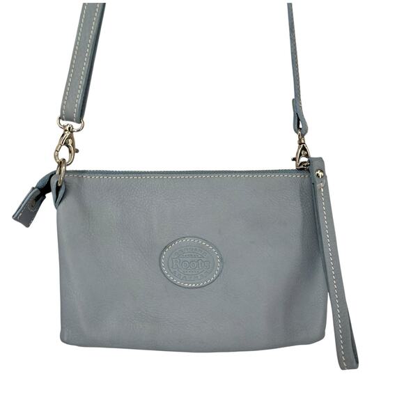 Roots Twinkie 2.0 Cloud Crossbody Bag Greener Pastures Blue Wristlet New Boho - Picture 3 of 14